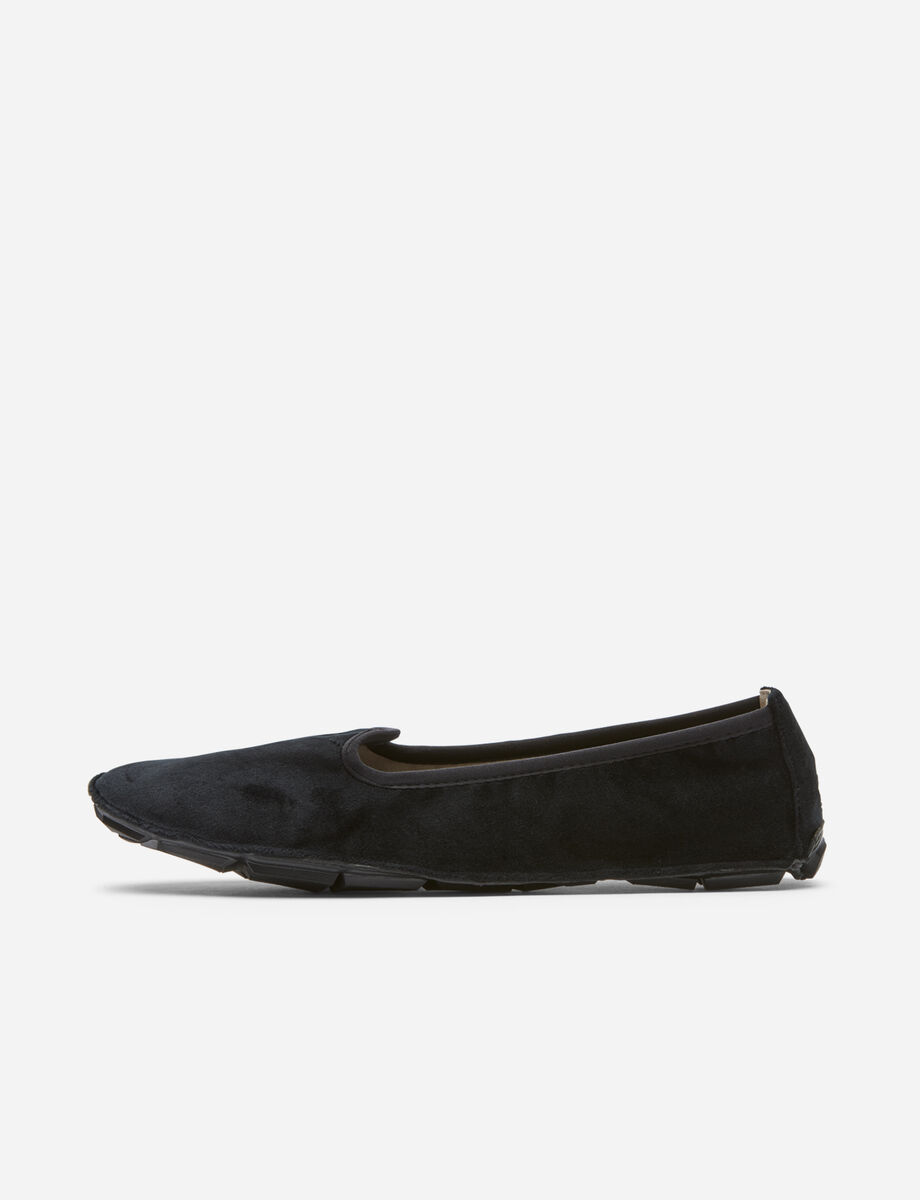 One Quarter Velvet Black